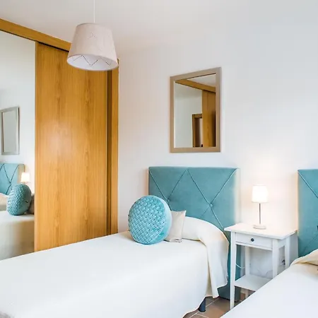 Family Delfines 2bedroom In Heart Of Corralejo- Only 5 Min To Sea, With Pool & Wifi By Holidays Apartment Corralejo