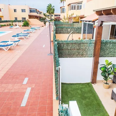 Family Delfines 2bedroom In Heart Of Corralejo- Only 5 Min To Sea, With Pool & Wifi By Holidays Apartment *