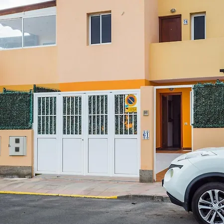 Apartment Family Delfines 2bedroom In Heart Of Corralejo- Only 5 Min To Sea, With Pool & Wifi By Holidays Corralejo