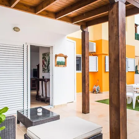 Family Delfines 2bedroom In Heart Of Corralejo- Only 5 Min To Sea, With Pool & Wifi By Holidays * Corralejo