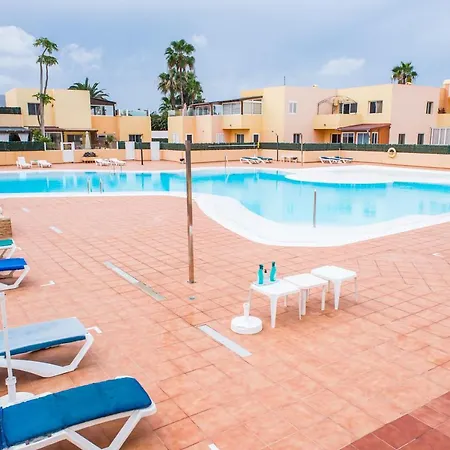 Family Delfines 2bedroom In Heart Of Corralejo- Only 5 Min To Sea, With Pool & Wifi By Holidays Apartment Corralejo