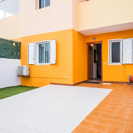 Family Delfines 2bedroom In Heart Of Corralejo- Only 5 Min To Sea, With Pool & Wifi By Holidays Apartment Corralejo